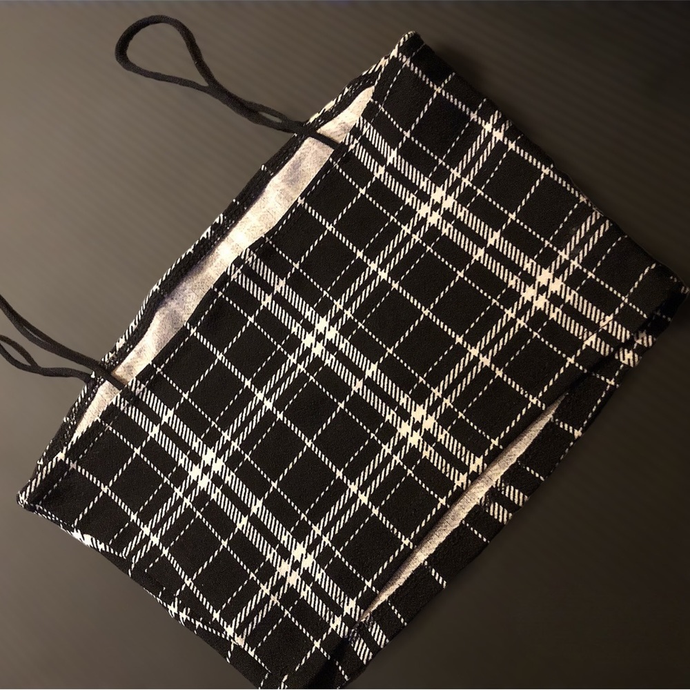 SHIEN Black & White Striped Size Small CropTop/Sleeveless